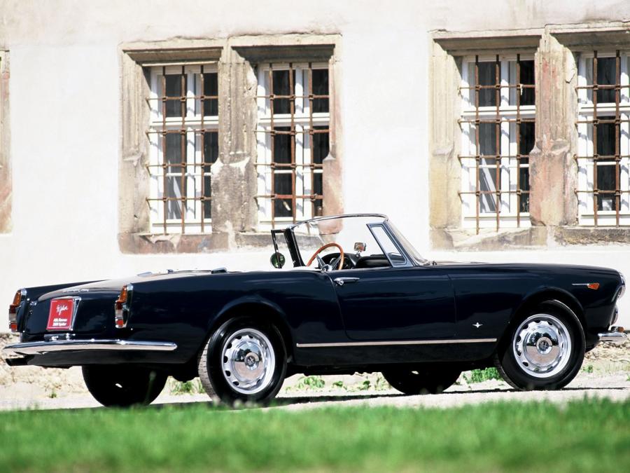  Alfa Romeo 2600 Spider (106) 1962 года  (фото 35 из 39)